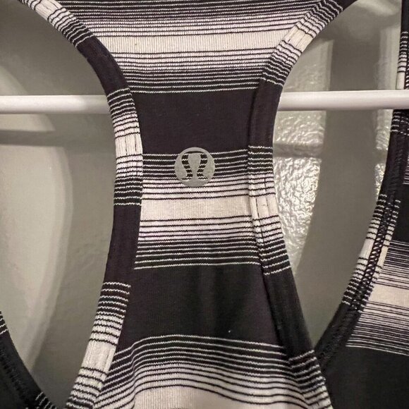Lululemon Women's Cool Racerback Capilano Stripe Black & White Stretch - Picture 3 of 5